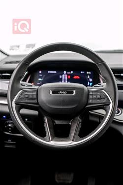 جیپ گراند شیرۆکی